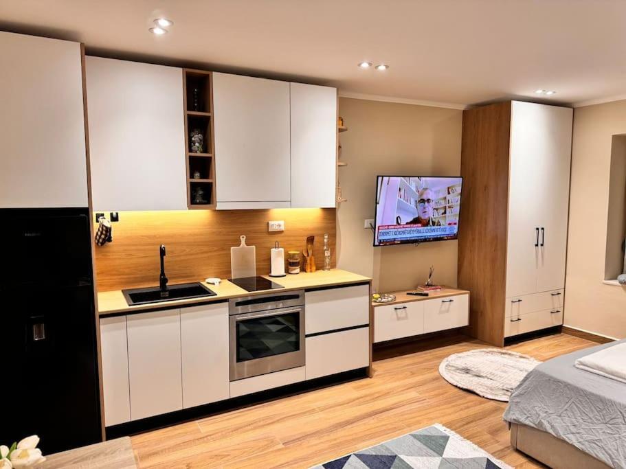 Hidden Gem 1 Apartment ติรานา ภายนอก รูปภาพ